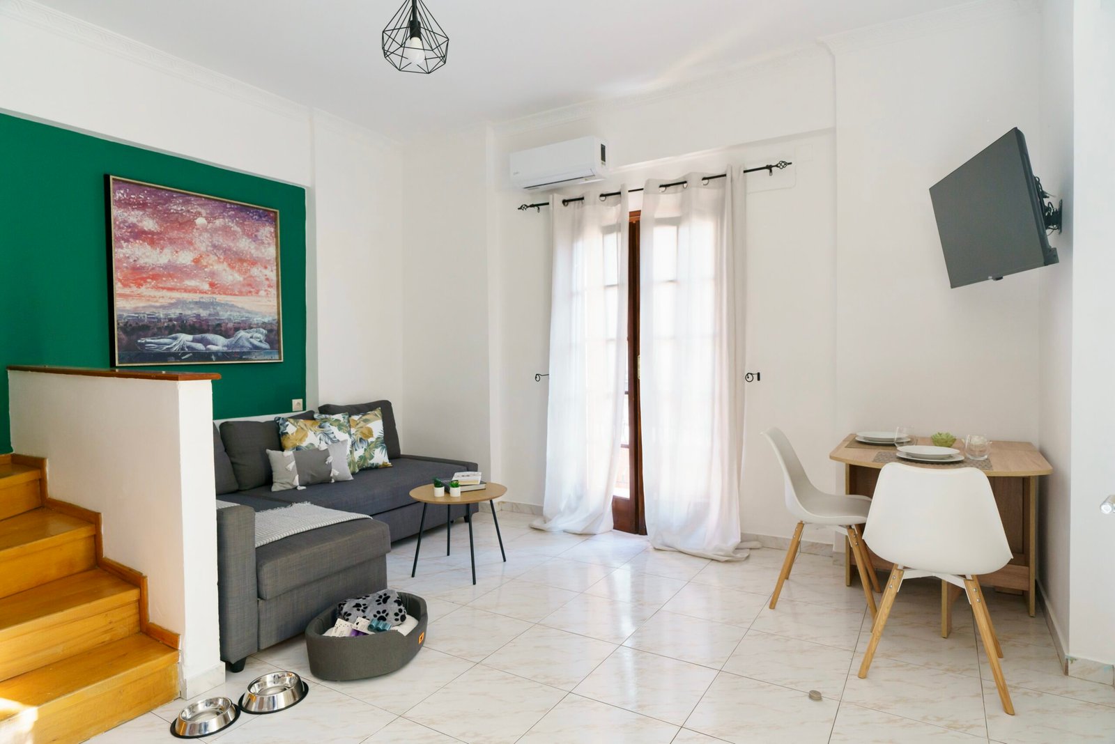 Nopu Maisonette – άνετη διαμονή | μεζονέτα στην παλιά πόλη της Καλαμάτας · Front Easy STR Airbnb Καλαμάτα